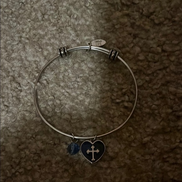 Silver Heart with Cross Charm Bracelet Hallmark Celebrate Life Stainless Steel - Picture 6 of 6